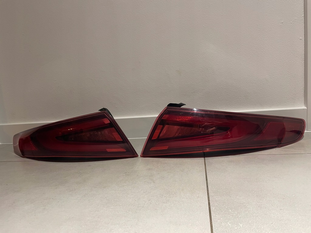 фото №1, Лампы задние alfa romeo giulia qv