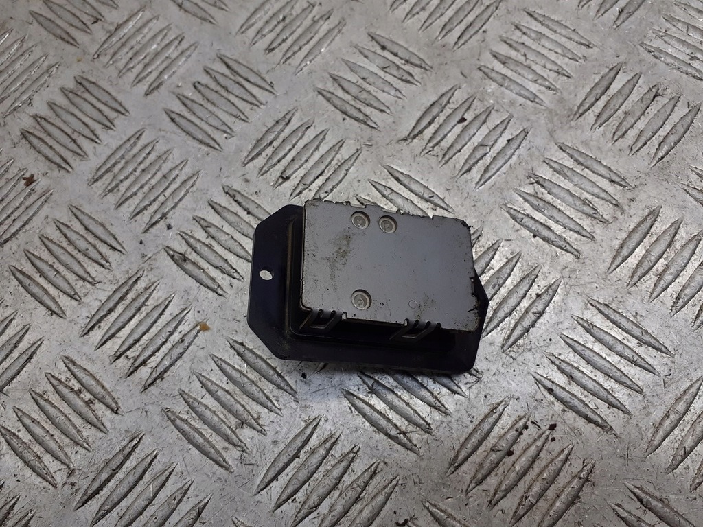 фото №1, Резистор резистор вентилятор toyota yaris ii