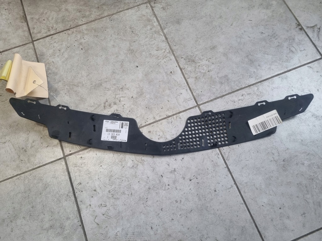 фото №1, Opel astra j iv защита решётка радиатора перегородка пластик накладка nowa