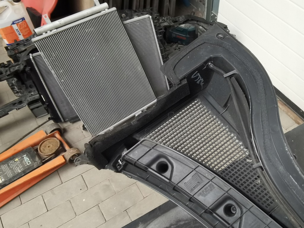 фото №15, Hyundai tucson iii - nowe жабо передние