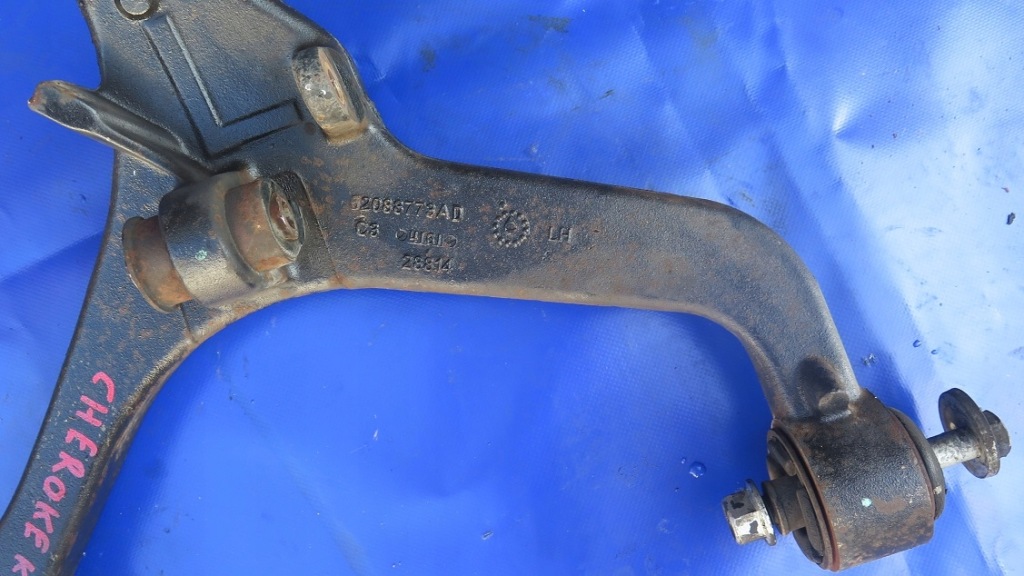 Рычаг перед левое  или правый  jeep cherokee kj 3 в Украине