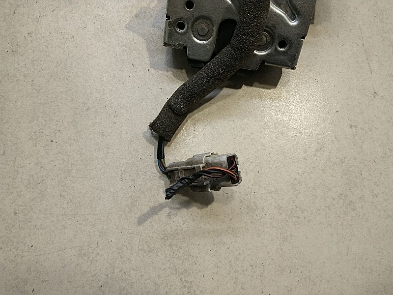 фото №8, Замок крышки mondeo mk3 2.0 tdci n43102ab