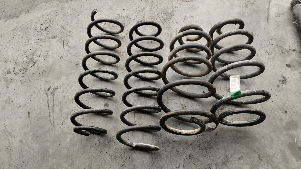 фото №6, Пружини пружина jeep wrangler jk перед