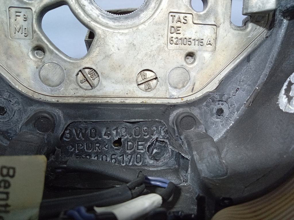 фото №11, Bentley continental gt gtc 03- воздуховод трёхспицевая