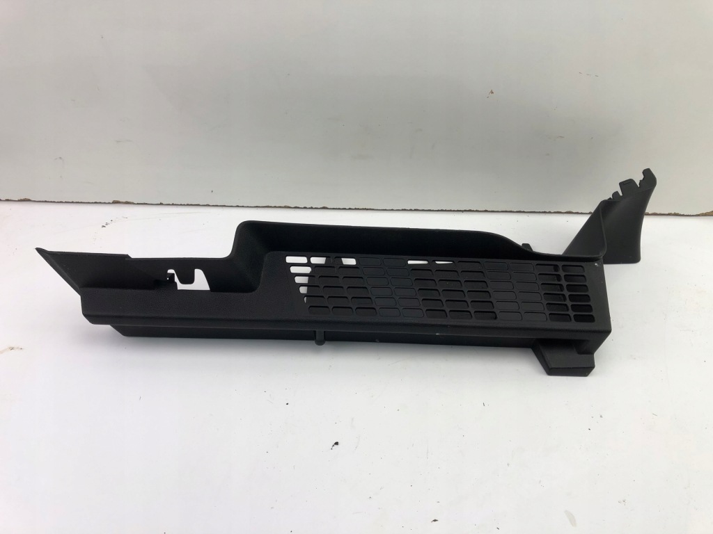 фото №1, Renault scenic iv обшивка багажника 799111959r