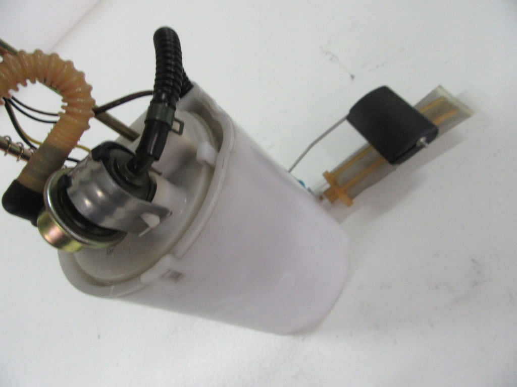 фото №4, Насос топлива kia magentis ii 2.7 v6 05-10r