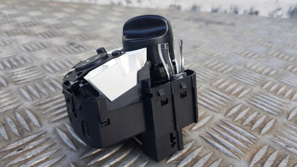 фото №2, Mercedes w203 перемикач світла