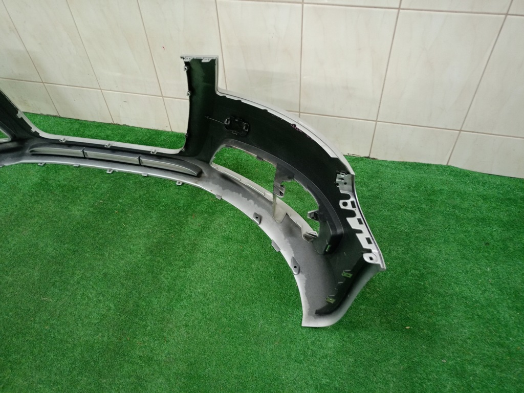 Бампер перед audi a3 8p0 звичайний bez отворів Ціна