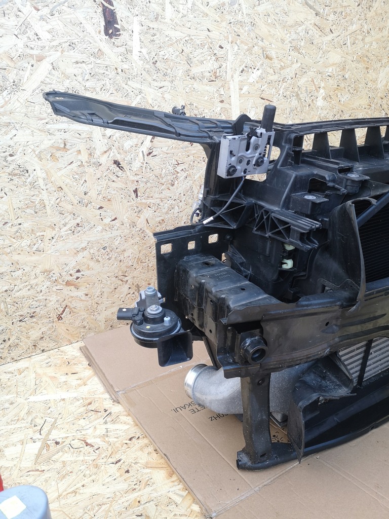 фото №11, Audi rs3 8y pas передний радиатор 2.5 tfsi 23r