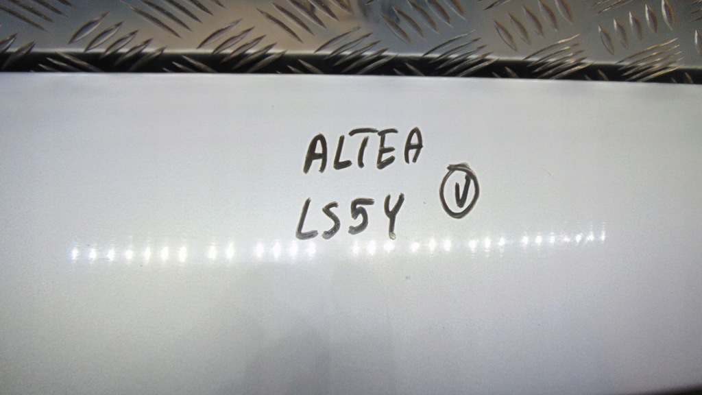 фото №3, Крышка багажника багажника seat altea ls7y