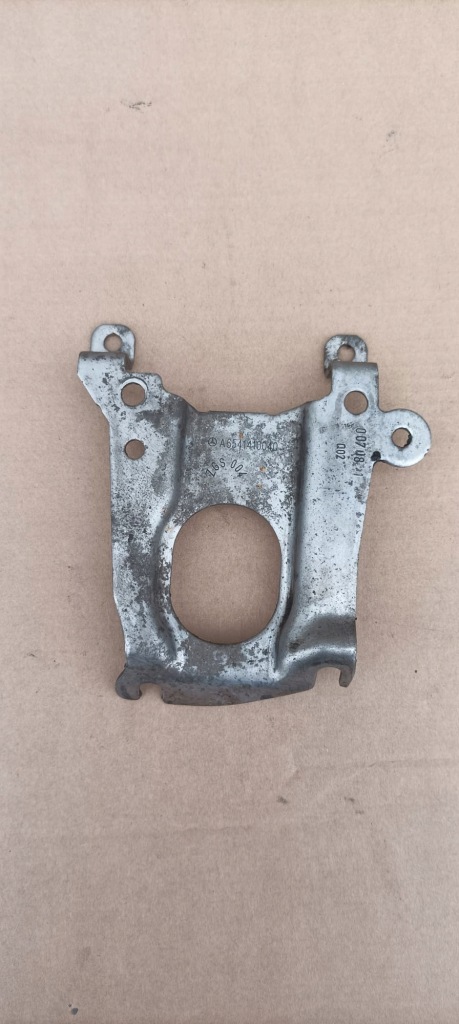 фото №1, Mercedes w205 w213 e-klasa кронштейн кронштейн кронштейн 2.0 cdi