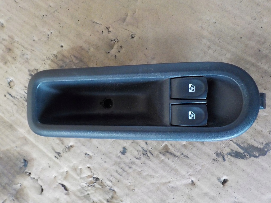 фото №1, Renault twingo ii панель окон левый перед 8200356513