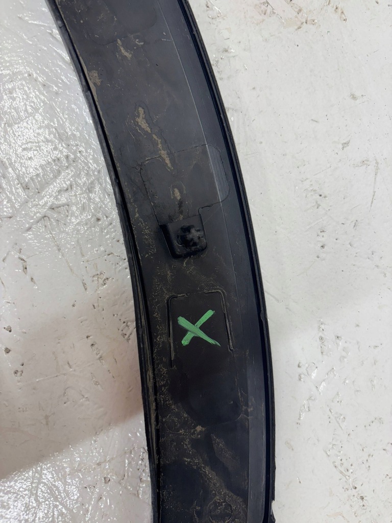 фото №11, Volkswagen tiguan 2016 задняя сторона левая молдинг крыла заднего