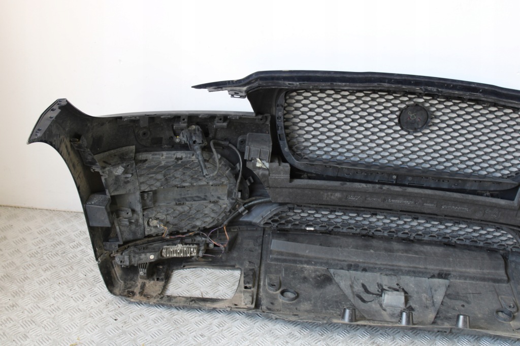 фото №6, Бампер перед передний 4x pdc jaguar f-pace x761