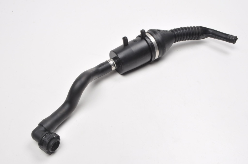 Купити Ferrari portofino 3.9 f164 труба шланг фільтра вугільний 336701