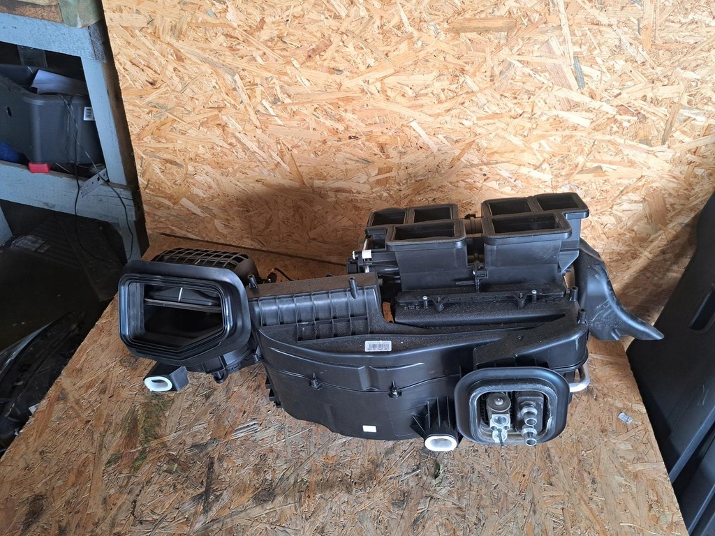 фото №1, Mercedes w247 обігрівач комплектна повітропровід europa