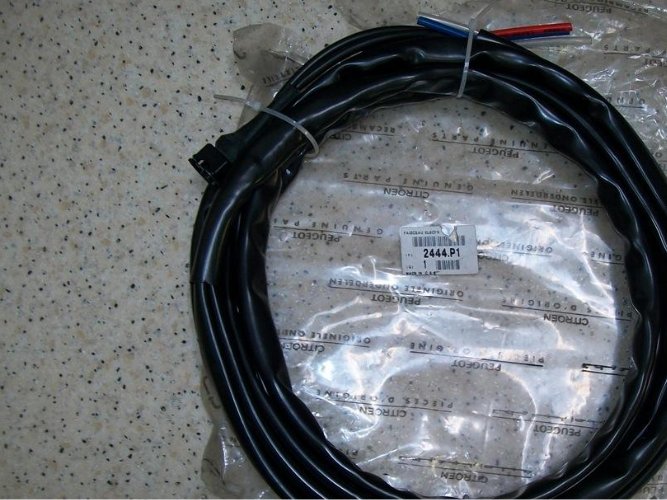 фото №2, Жгут кабели трубопровод citroen peugeot 2444p1