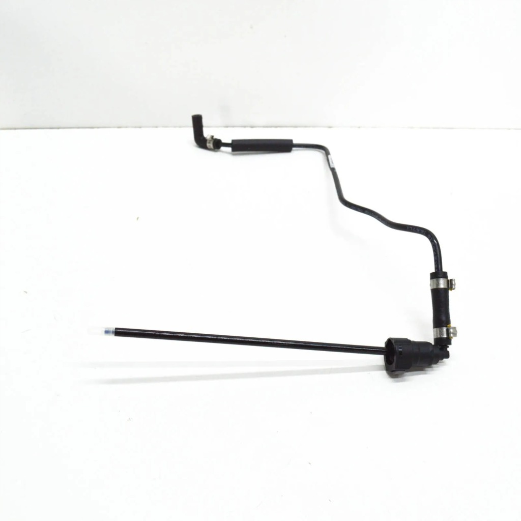 Шланг давления топлива mb e t-model s213 a2134700065 оригинальный Недорого