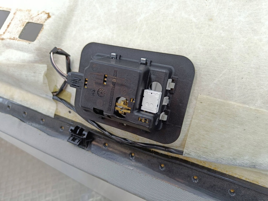 фото №12, Opel zafira c 2015 потолок