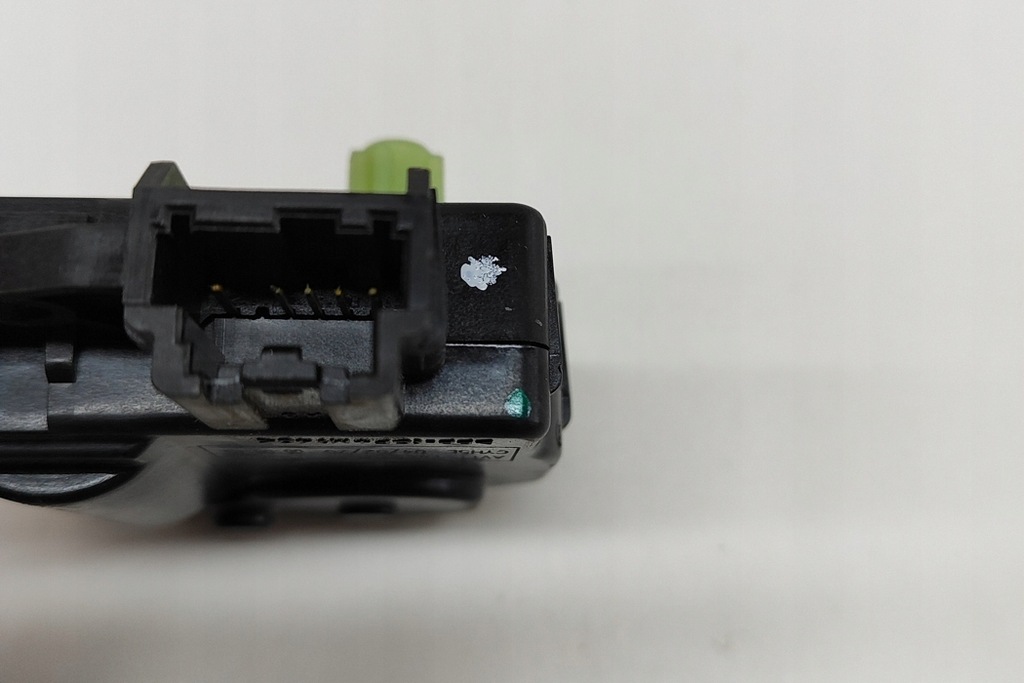 фото №6, Привод двигателя крышки отопления салона ford puma av11-19e616-fa 2020 221