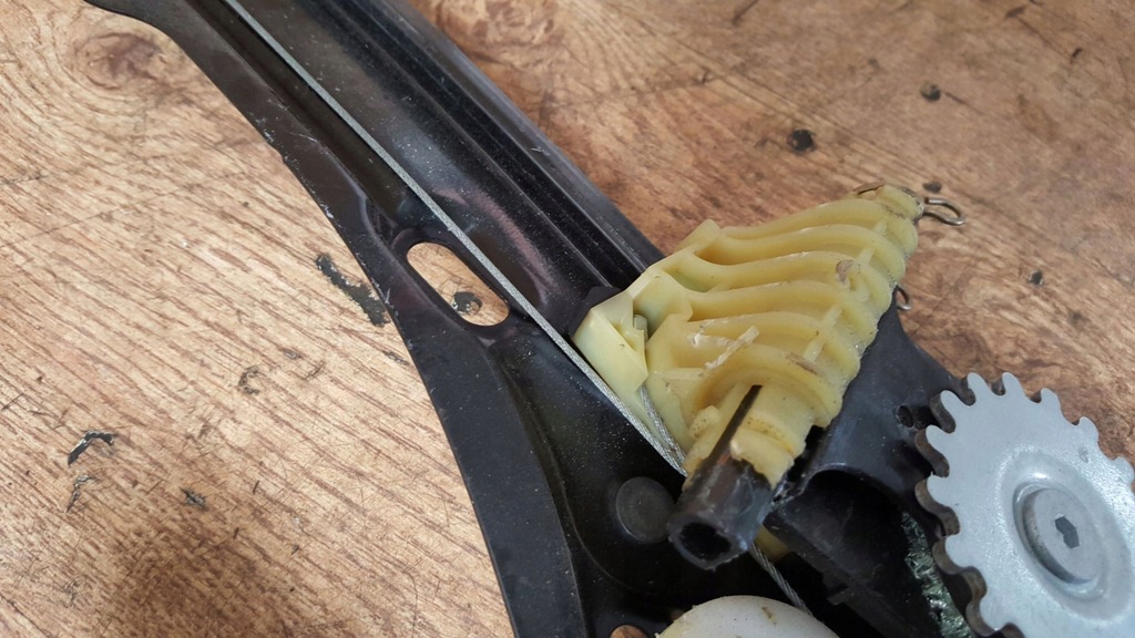 фото №8, Bmw f32 механизм стекло дверь правый перед