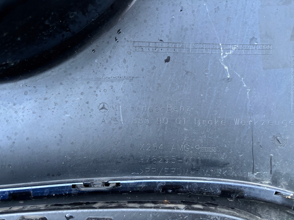 фото №15, Mercedes glc 254 x254 amg бампер задня задній дифузор