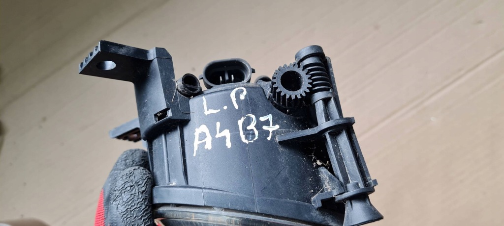 фото №6, A4 b7 противотуманная фара лампа противотуманная левая левый перед 8e0941699c