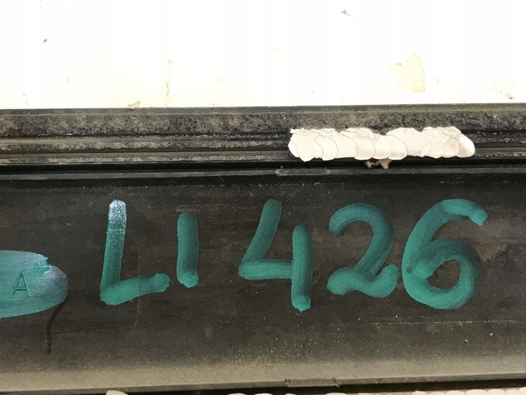 фото №11, Skoda yeti молдинг na дверь левый перед 5l0853515a