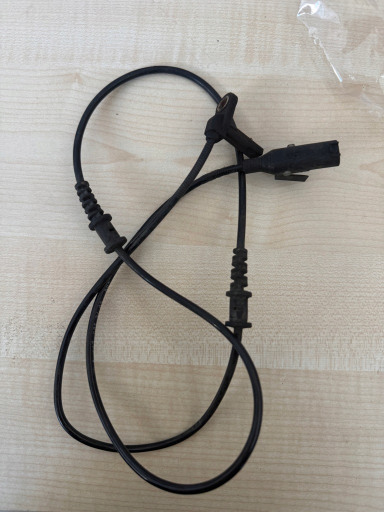 Купити Mercedes w447 датчик датчик швидкості abs a4479053402