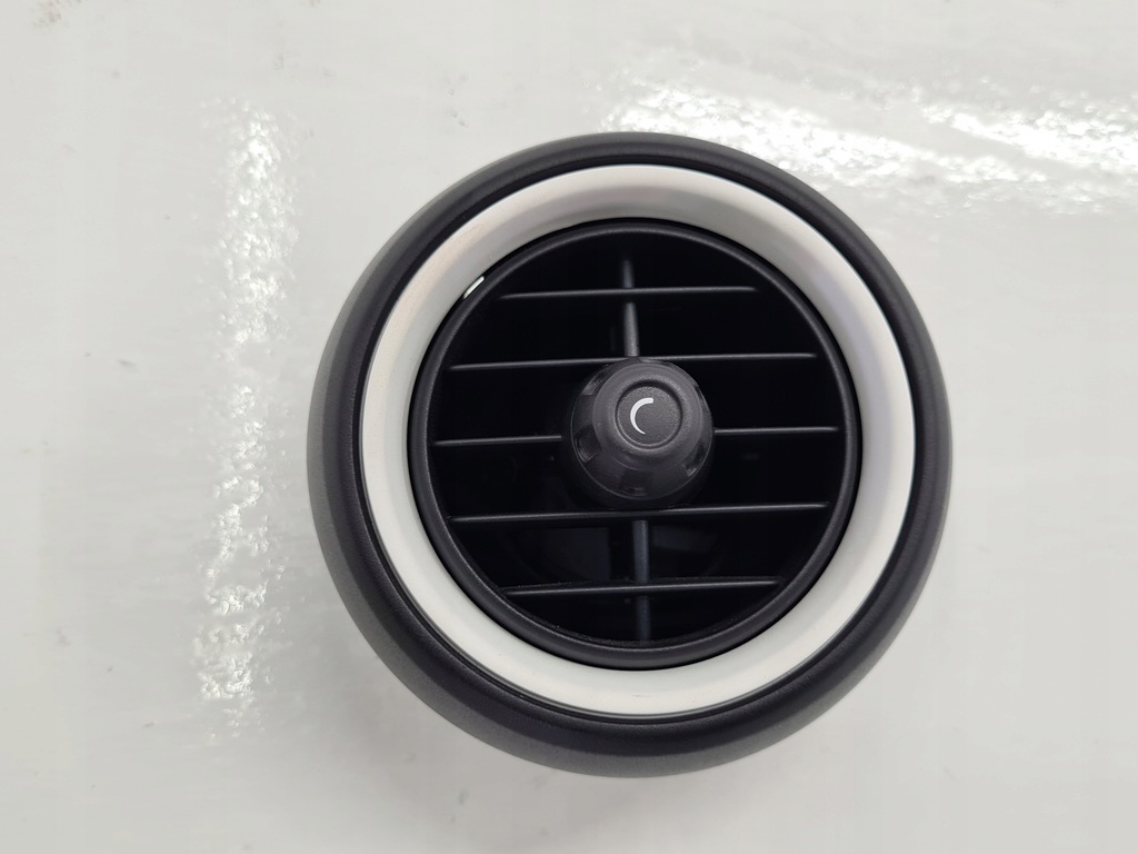 фото №1, Mini f55 f56 решітка обдув середня 9262413