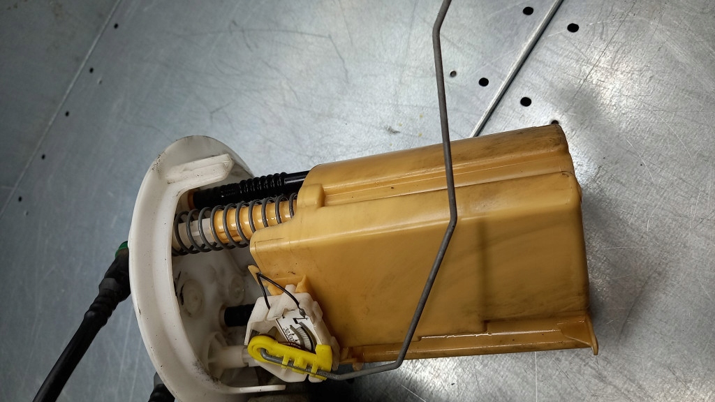 фото №6, Насос пального peugeot 407 i 1.6hdi 05r 9647083480