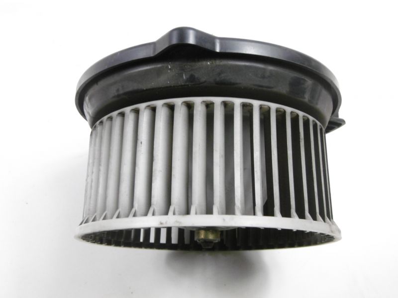 фото №7, Toyota corolla 7 e10 вентилятор воздуходувка обдув denso 194000-0520