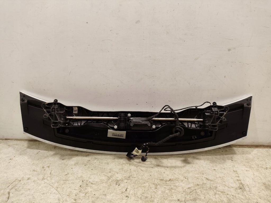 фото №7, Porsche taycan 9j1 2021 спойлеры