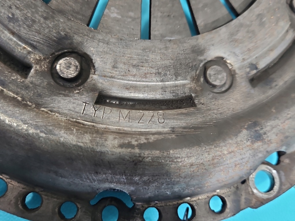 фото №11, Двухмассовый маховик колесо сцепление citroen c4 grand picasso i 06-13 1.6 hdi автоматическая коробка передач