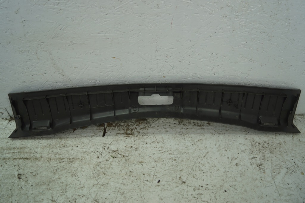 Накладка порог багажника поперечина задняя ford kuga 1 Недорого