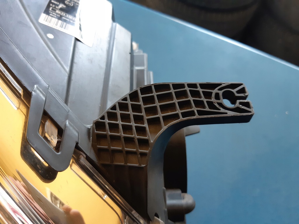 фото №7, Ford transit custom линза правая