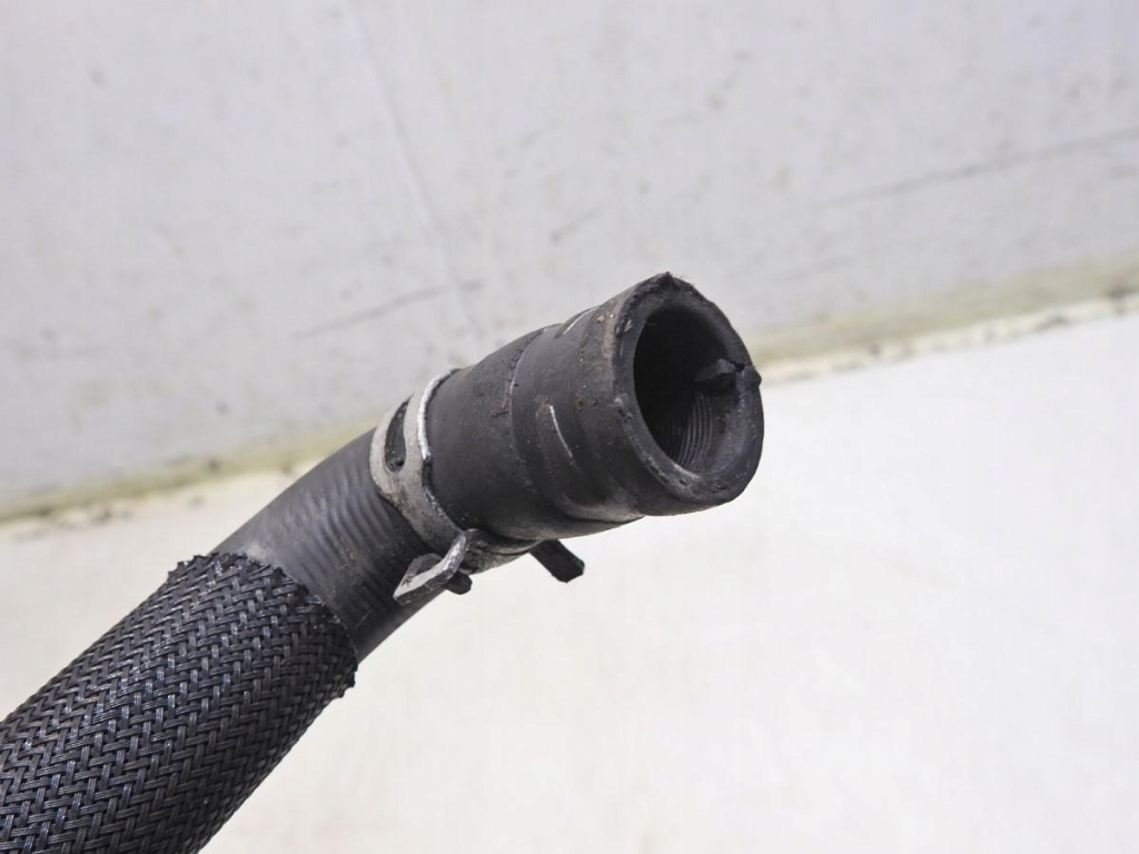 фото №3, Пабтрубок  труба воды renault latitude 2.0 dci 924382422r