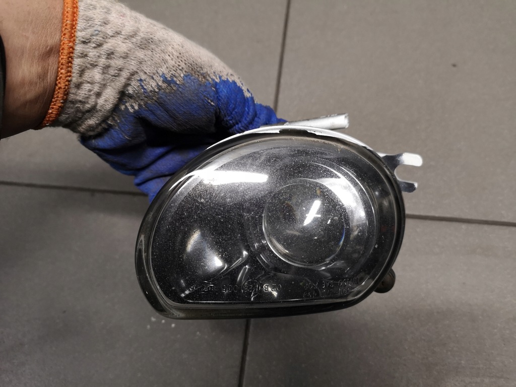 фото №5, Противотуманная фара правый audi a8 d3 линза