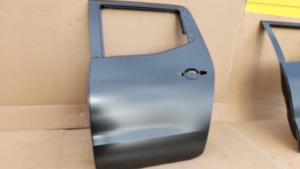 фото №12, Двері праве задні nissan navara iv d23 np300 renault alaskan org nowe