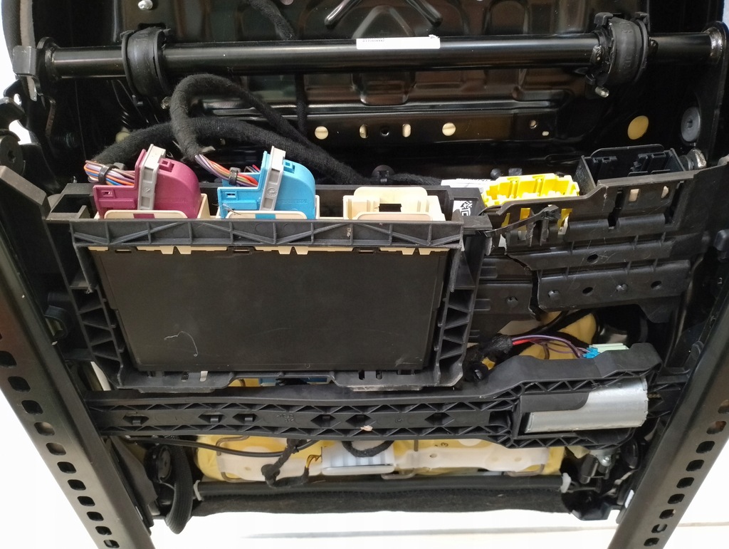 фото №4, Сиденье левый перед mercedes w177 a-klasa