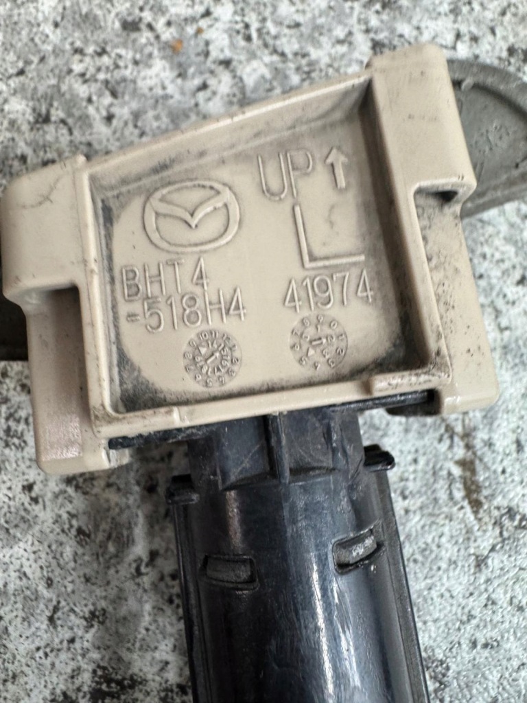 Омивач фара лівий mazda 3 bm 2012-2017 518h4-41974 41w Недорого