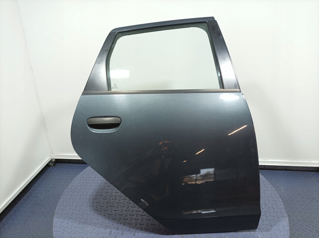 фото №1, Mitsubishi colt z30 mk6 lift 5d дверь задняя задние правое u05