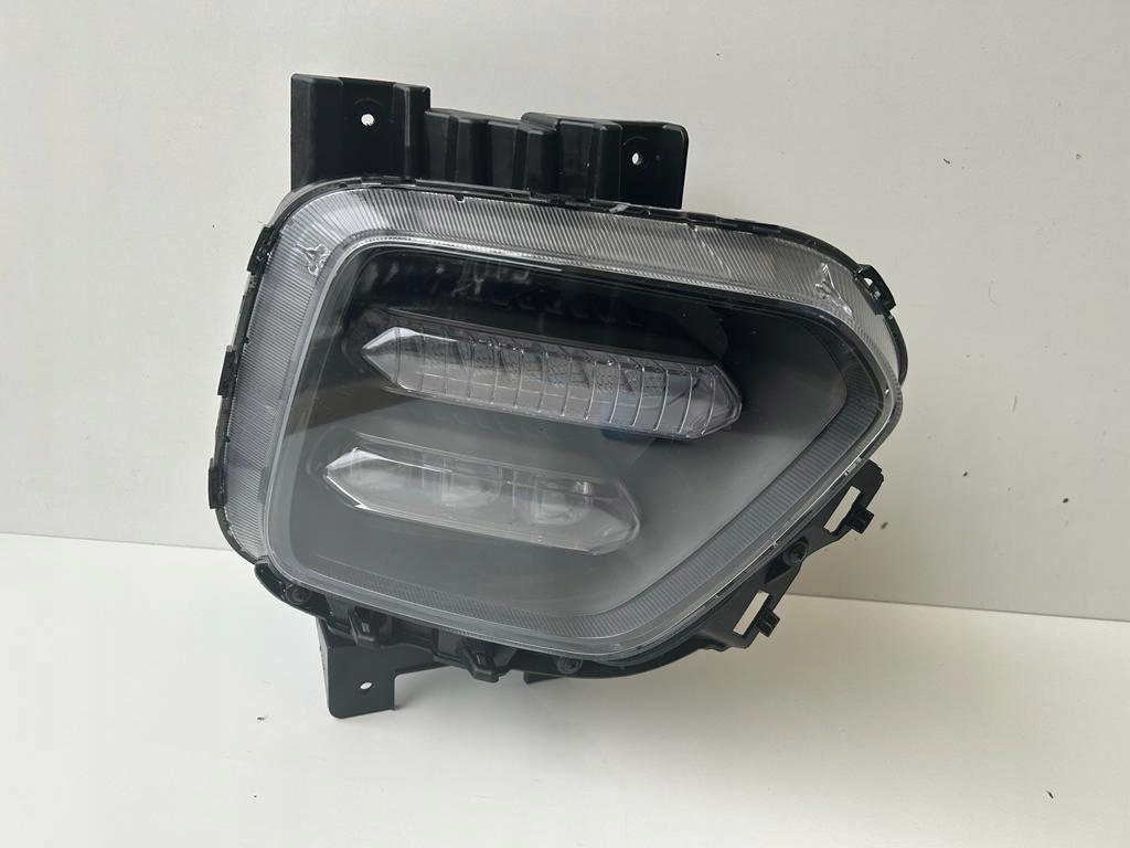 фото №1, Kia e-soul iii лампа права led drl led 92202-j2