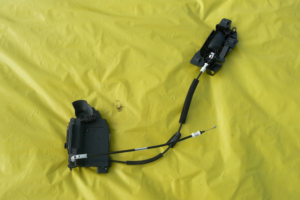 фото №1, Peugeot 308 t9 замок дверь правый перед