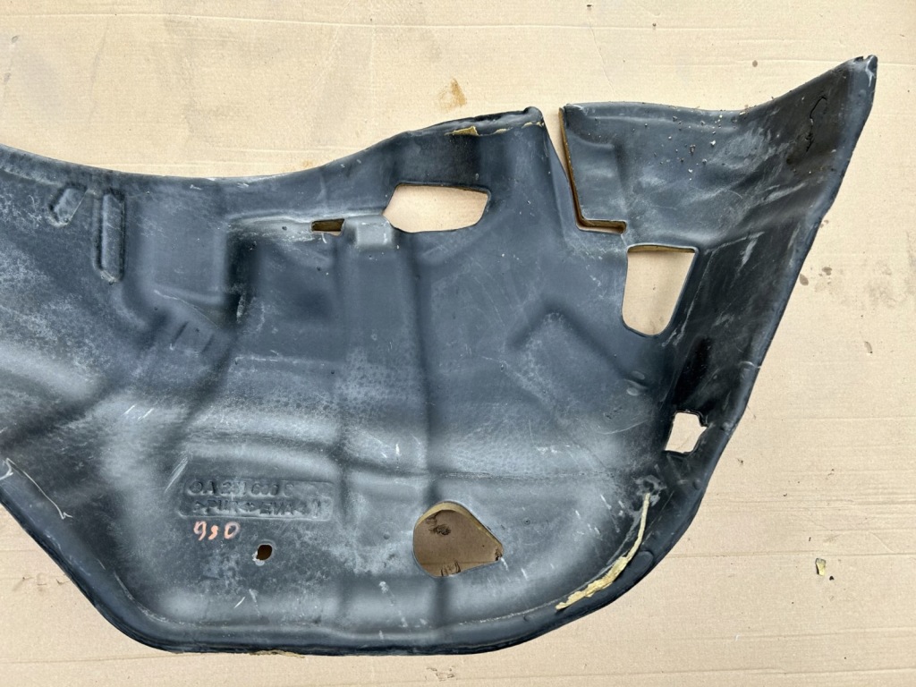 фото №3, Шумоизоляция крыла задняя mercedes r klasa w251