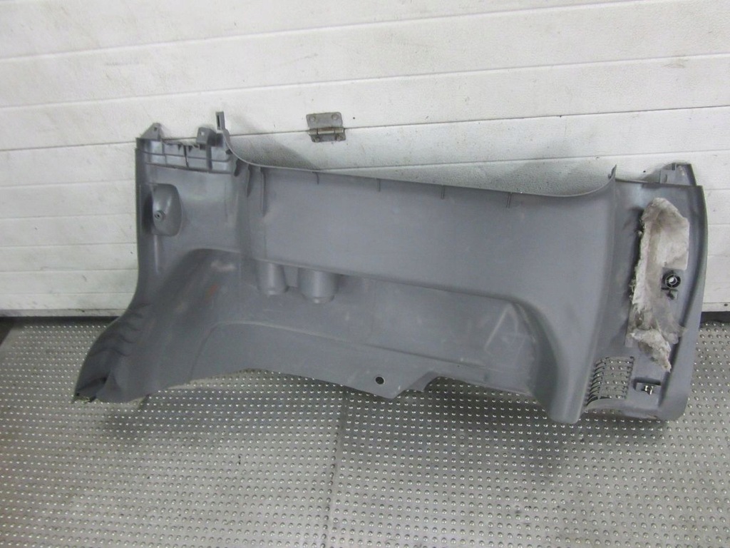 фото №10, Dodge durango ii 2005 обшивка багажника задняя