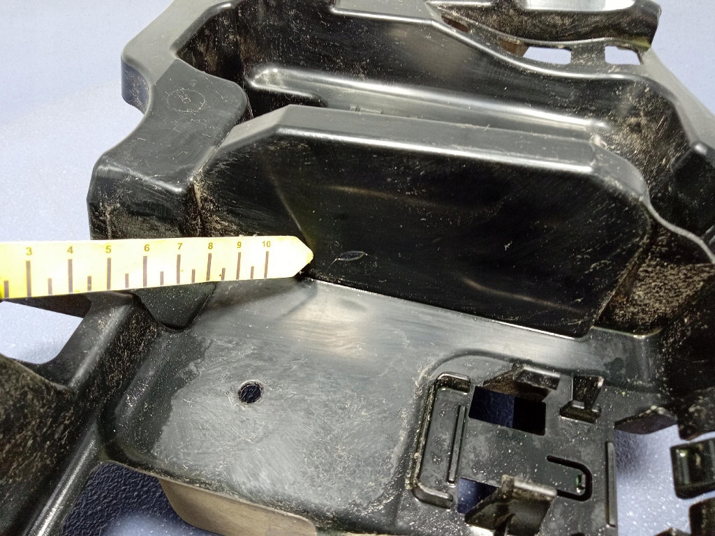 фото №11, Bmw ix1 x1 u11 кронштейн направляющая бампера левый задняя 9881943