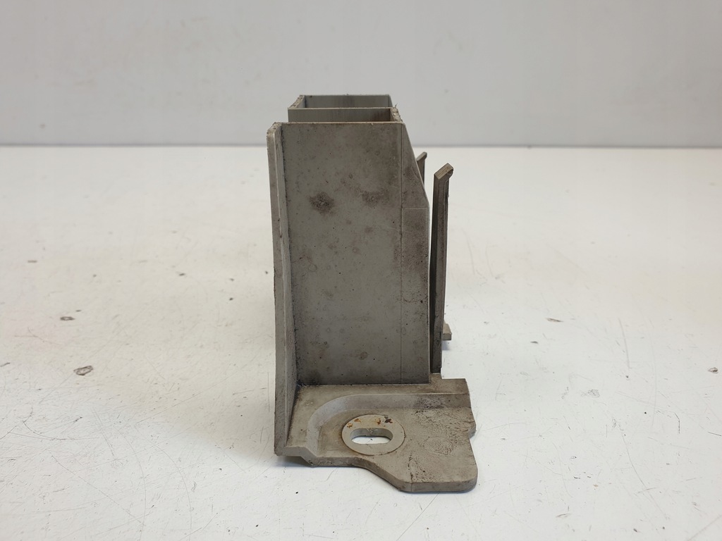 фото №3, Land rover freelander i направляющая бампера правый перед