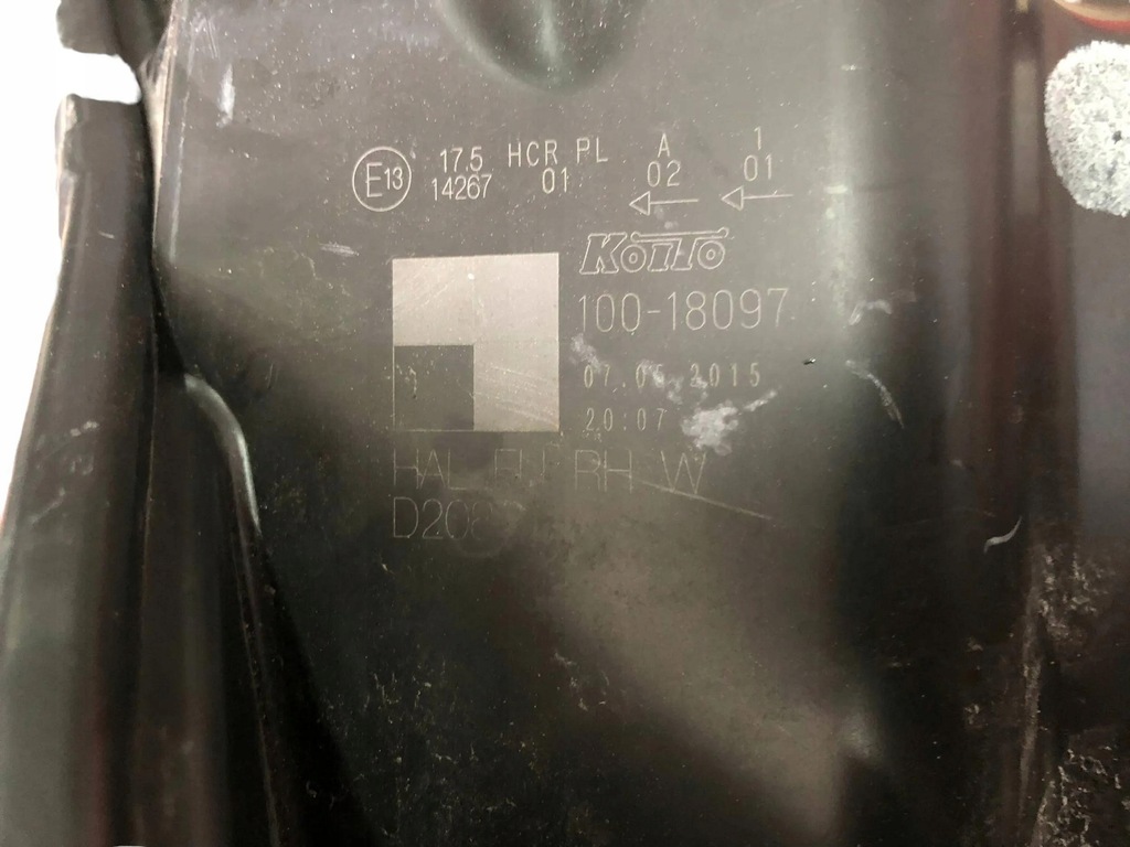 фото №8, Suzuki grand vitara комплект лампа 100-18097