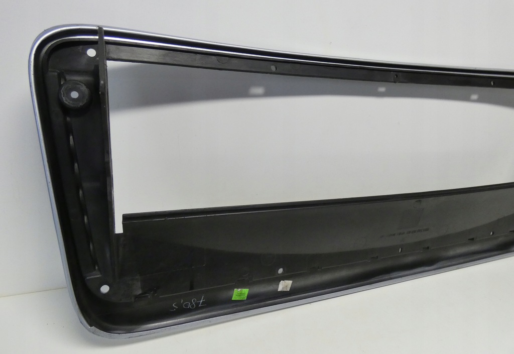 фото №5, Porsche 911 993 99351211700 94-98 решітка спойлер впуск повітря кришка багажника задня